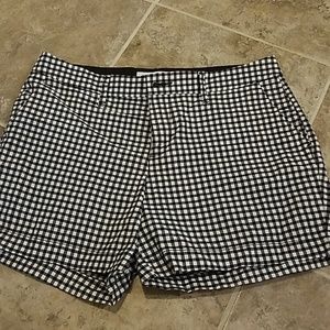 Old Navy black/ white gingham shorts.